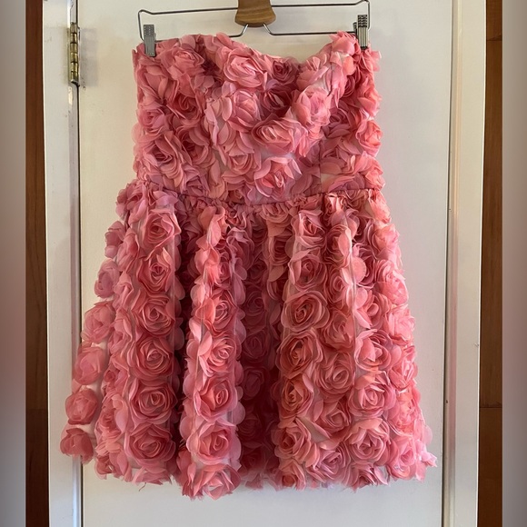 Dress The Population Sasha Strapless Mini Dress - Picture 2 of 9